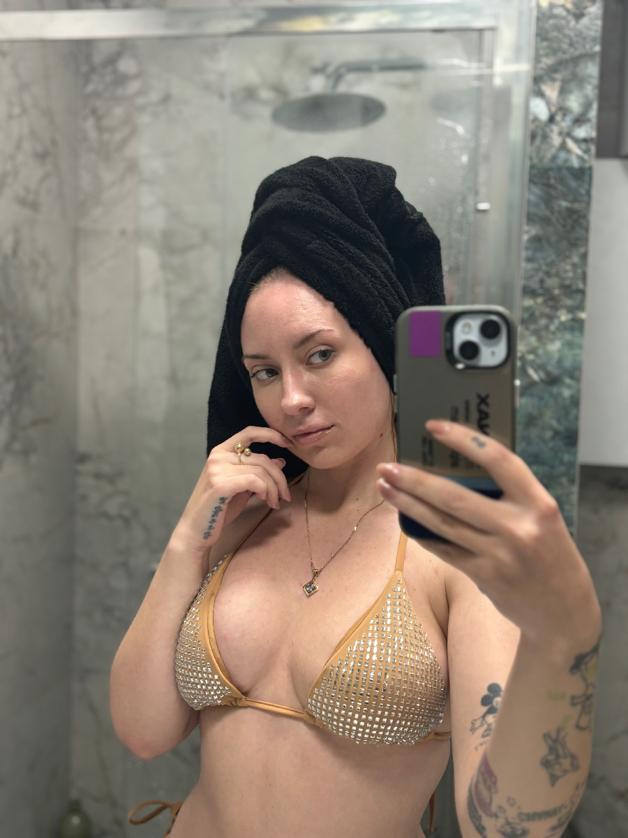 Nude girl KateV in Omsk