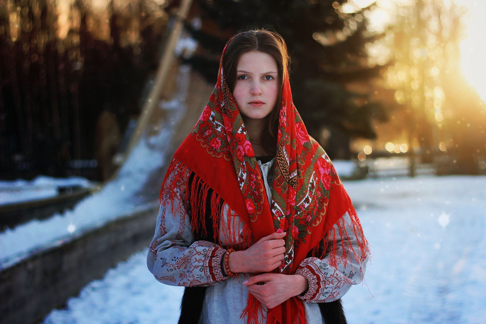 Girls in Slavic costumes in Omsk