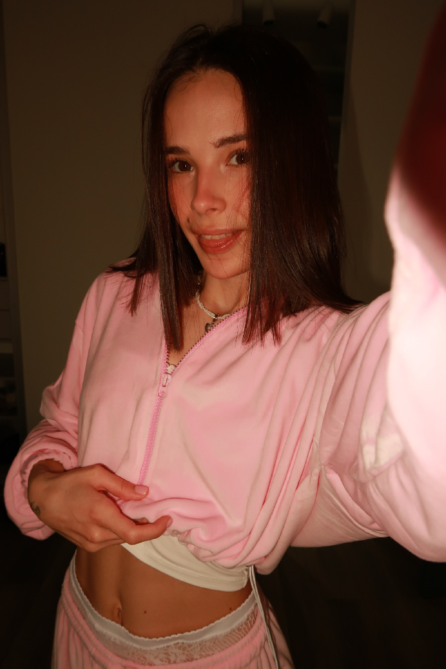 Tina brings the glow — live moments in Omsk